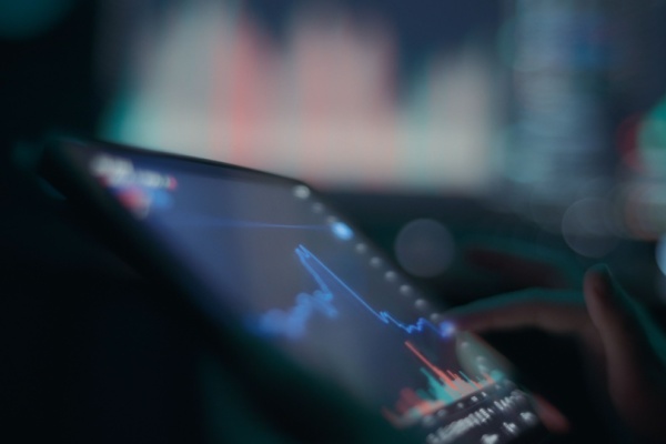 Crypto-actifs : la France s’adapte à la réglementation européenne