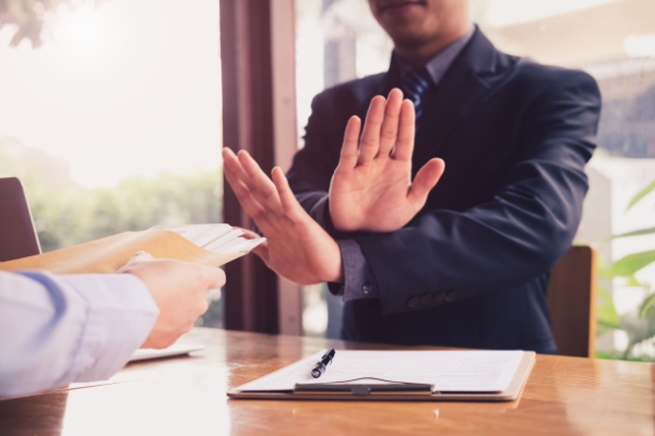 C’est l’histoire d’un employeur pour qui un mail « groupé » devrait suffire…